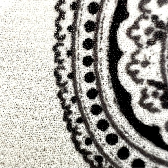 Madewell Tailored Tee Blouse in Estate Paisley Black Ivory Womens Size XS - Picture 7 of 9